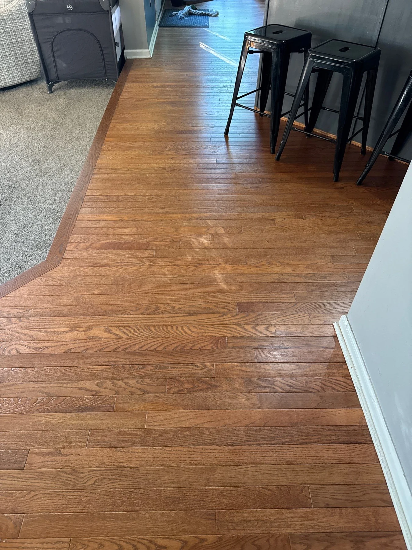 East Cincinnati: Living Room – after ReCoat Revolution refinishing
