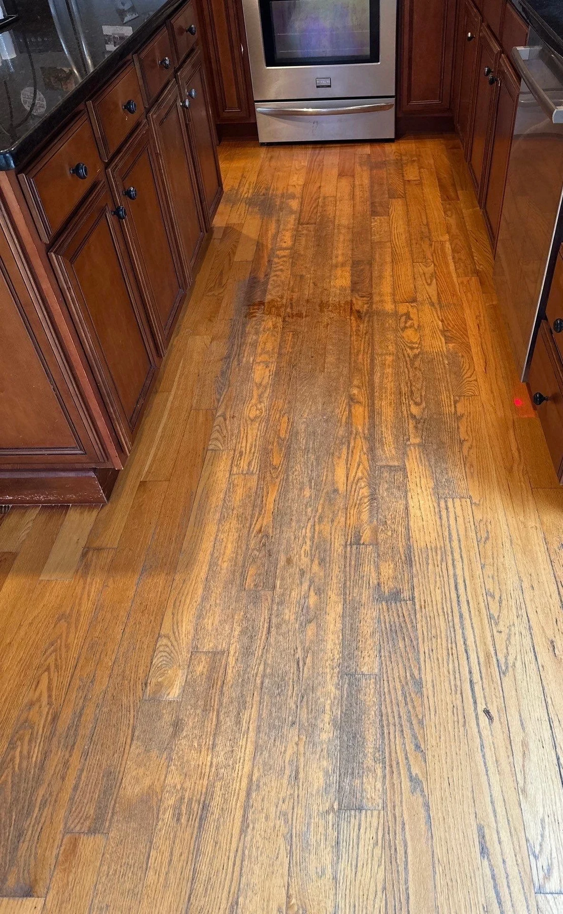 Merrimack Valley: Red Oak Kitchen – before refinishing